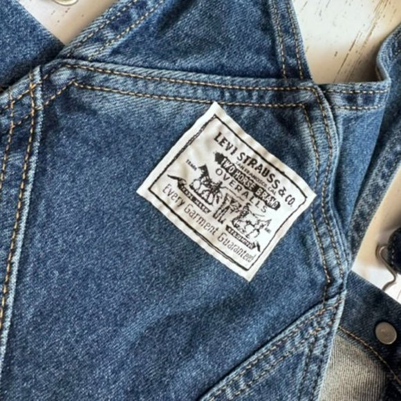 Women's Levi's Plus Size Denim Overalls - Size 18W - Picture 4 of 16